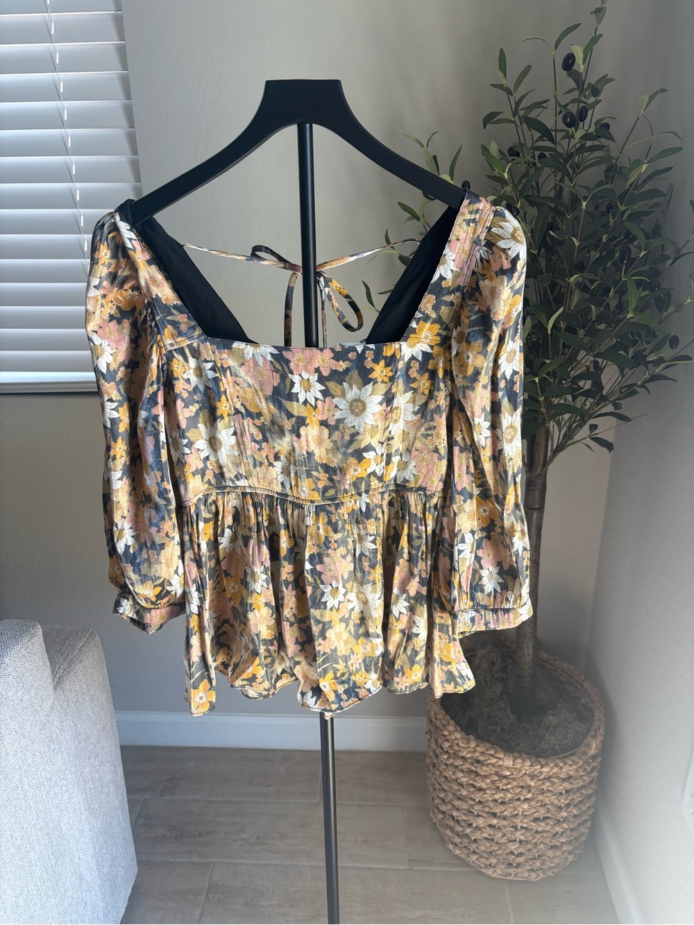 Altar’d State Floral Square-Neck Peplum Top - Yellow